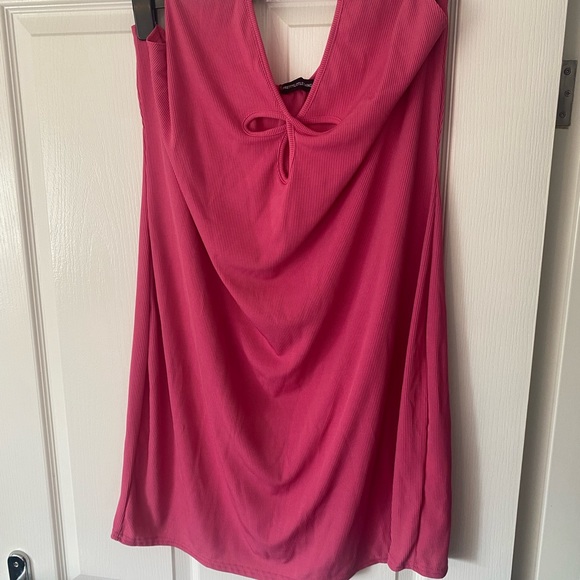 Size 30 (more a 24) pink PLT halterneck dress - Picture 2 of 5